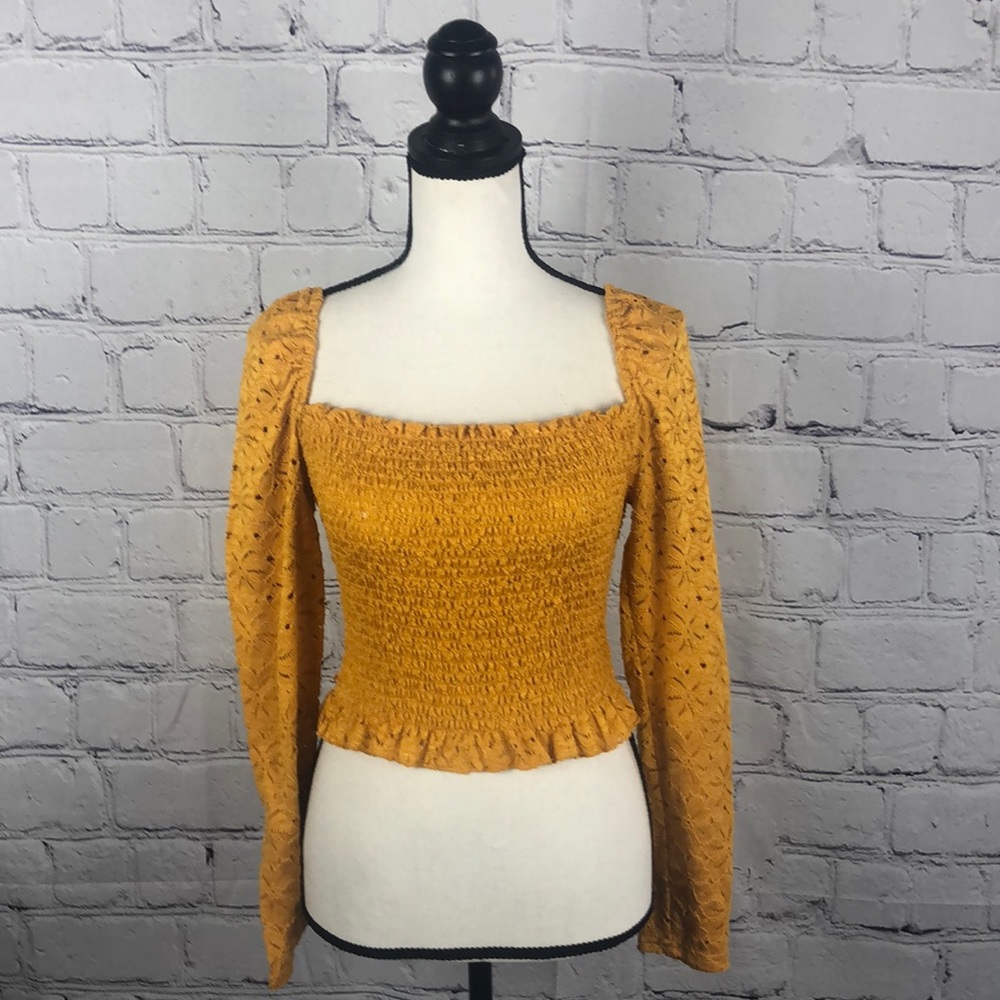 NWOT Blashe Crop Top Sz Large